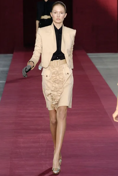 Look 2